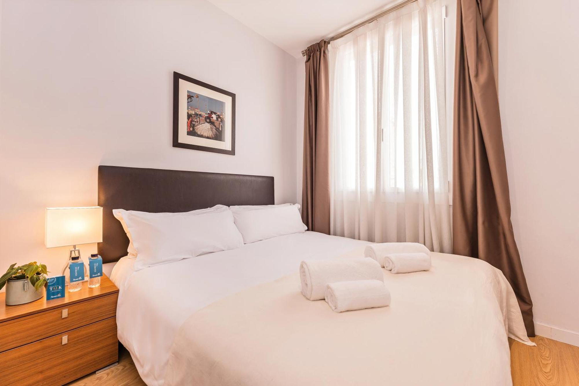 Sweett - Villarroel Barcelona Room photo
